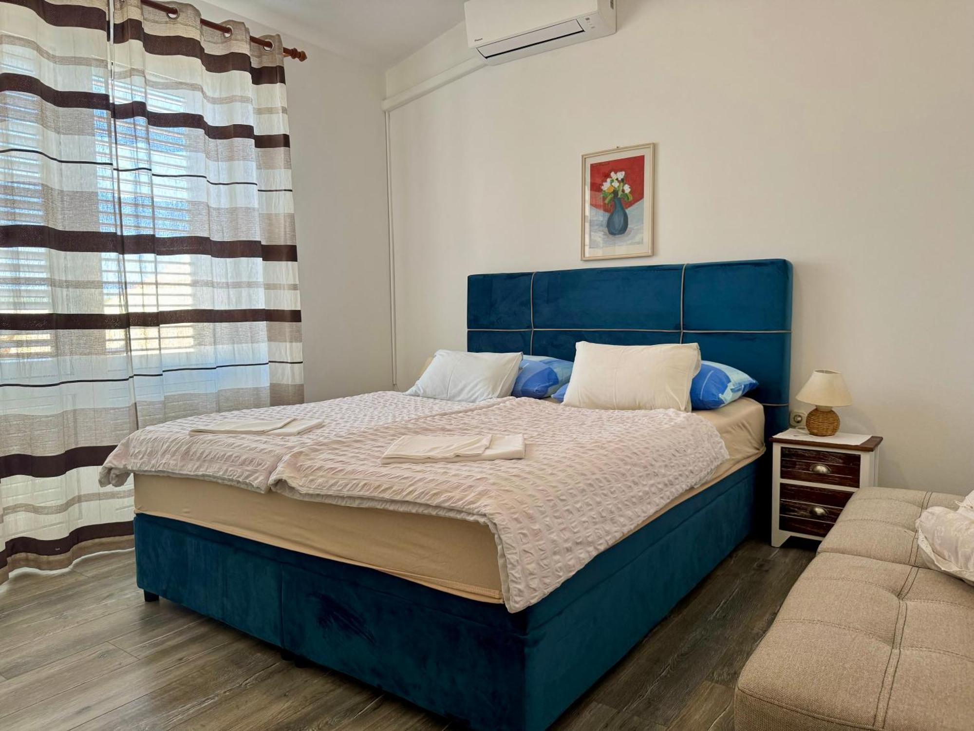 Apartments Maricic Banjol Exterior photo